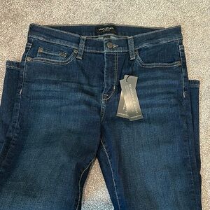 NWT Women’s skinny Jeans